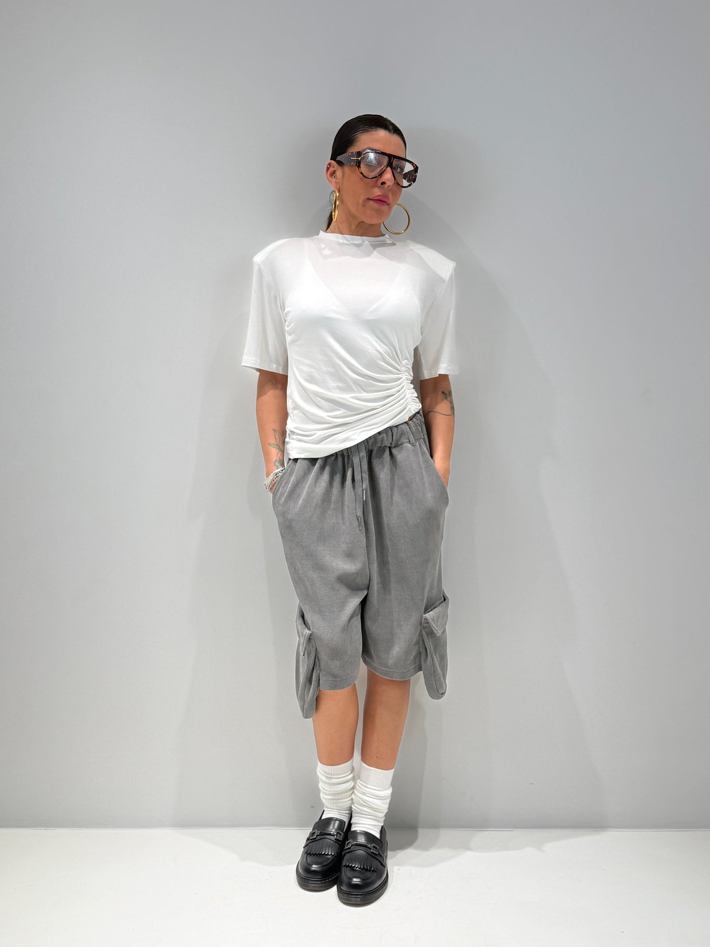 Bermuda Donna Grigio Scuro Samurai - Vestibilità Over | ALLISIT
