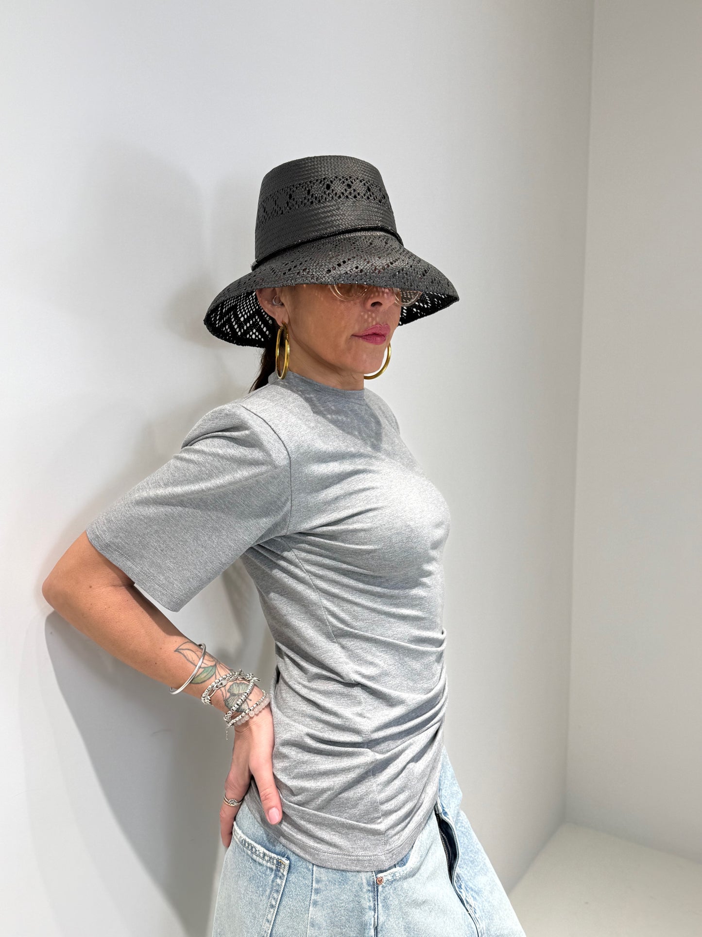 T-SHIRT INDI grigio|Colore:Grigio
