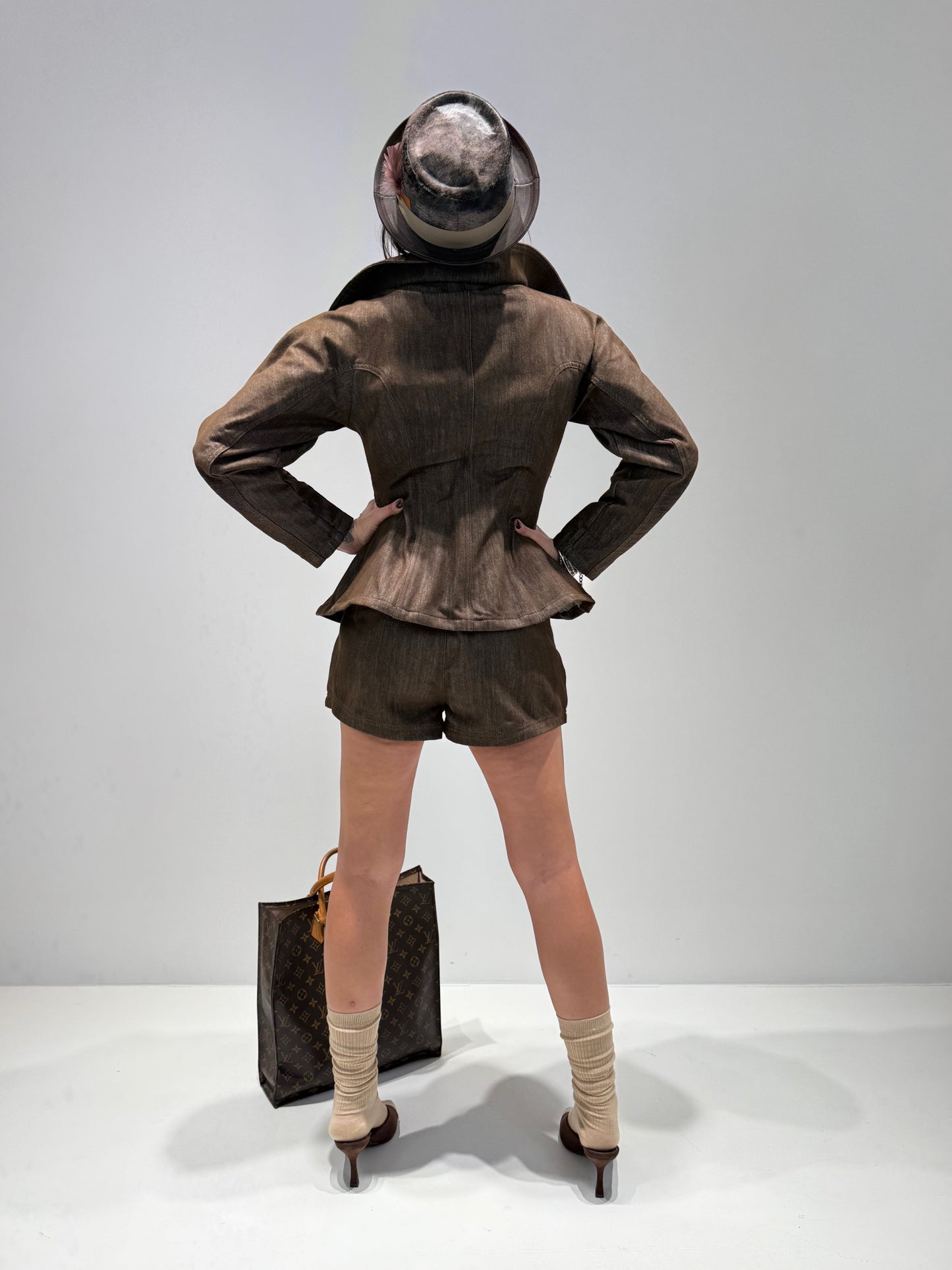 COORDINATO IN JEANS MUI MARRONE