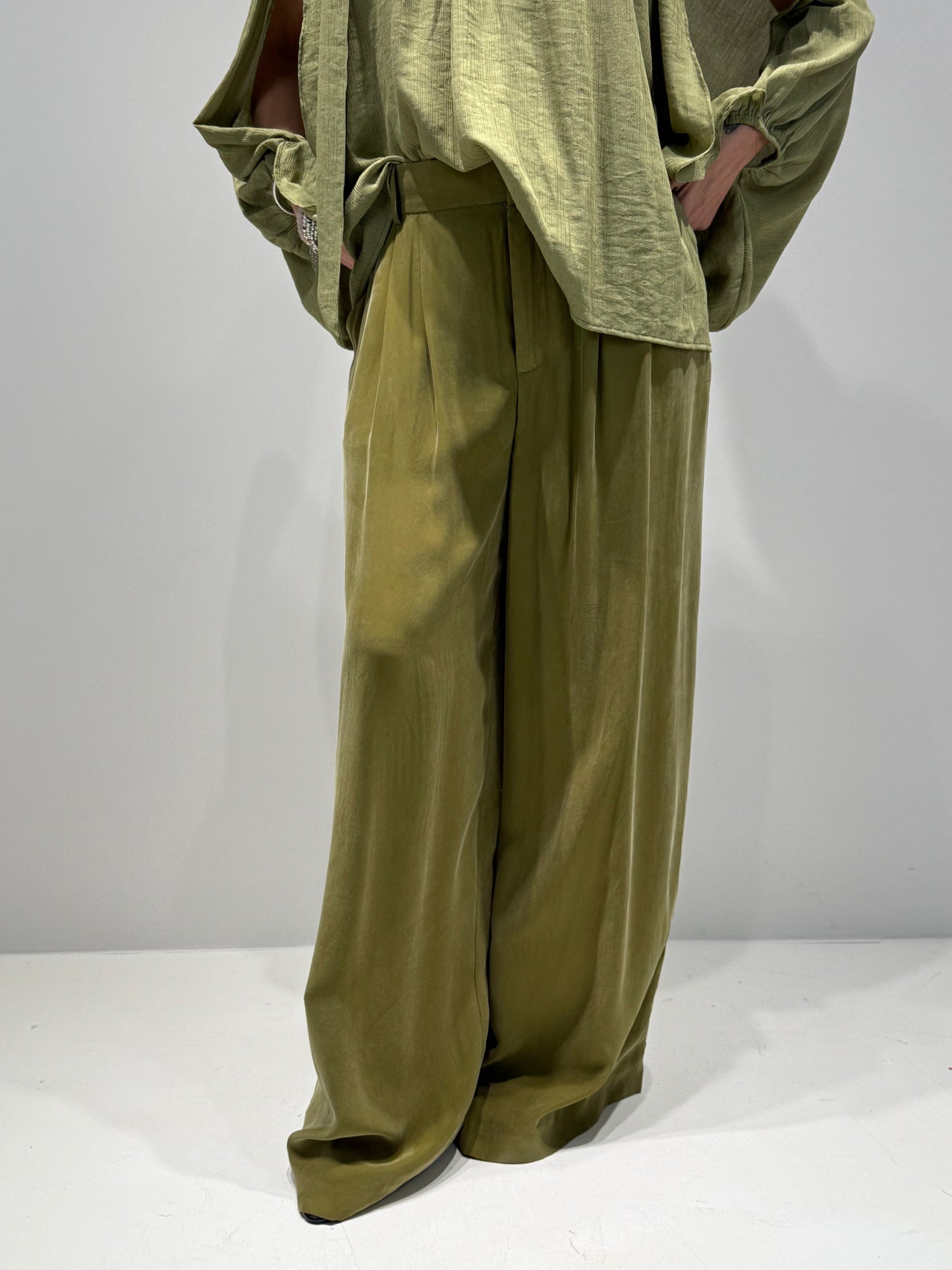 PANTALONE LUMINA VERDE OLIVA