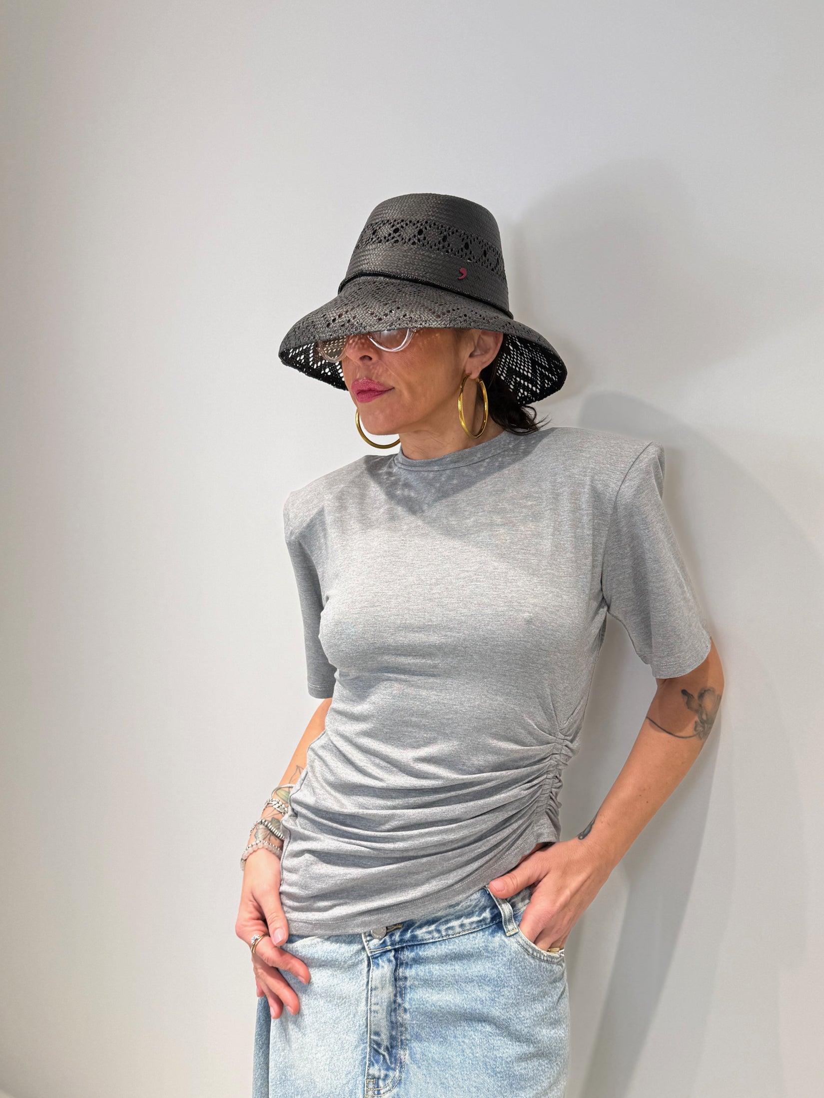 T-SHIRT INDI grigio|Colore:Grigio