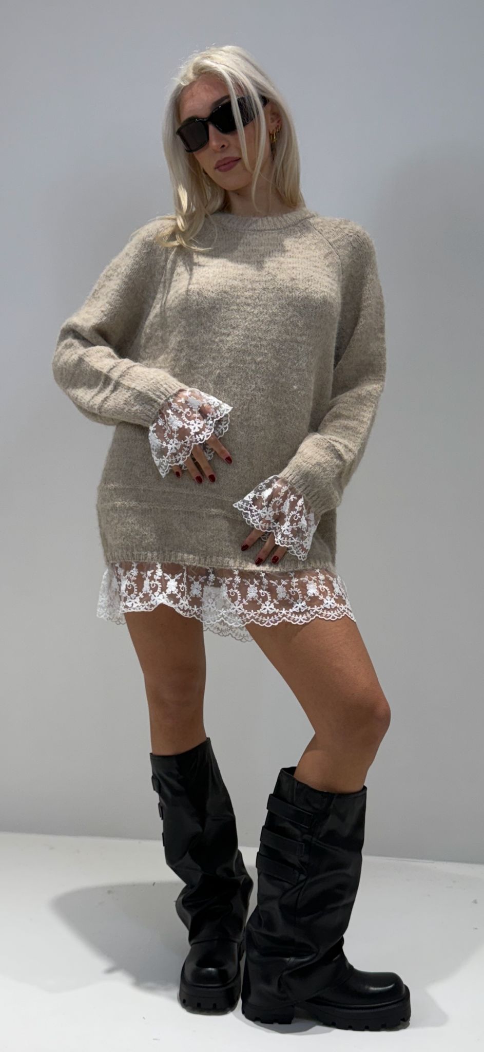 PULL ABITO CON MERLETTO BEIGE