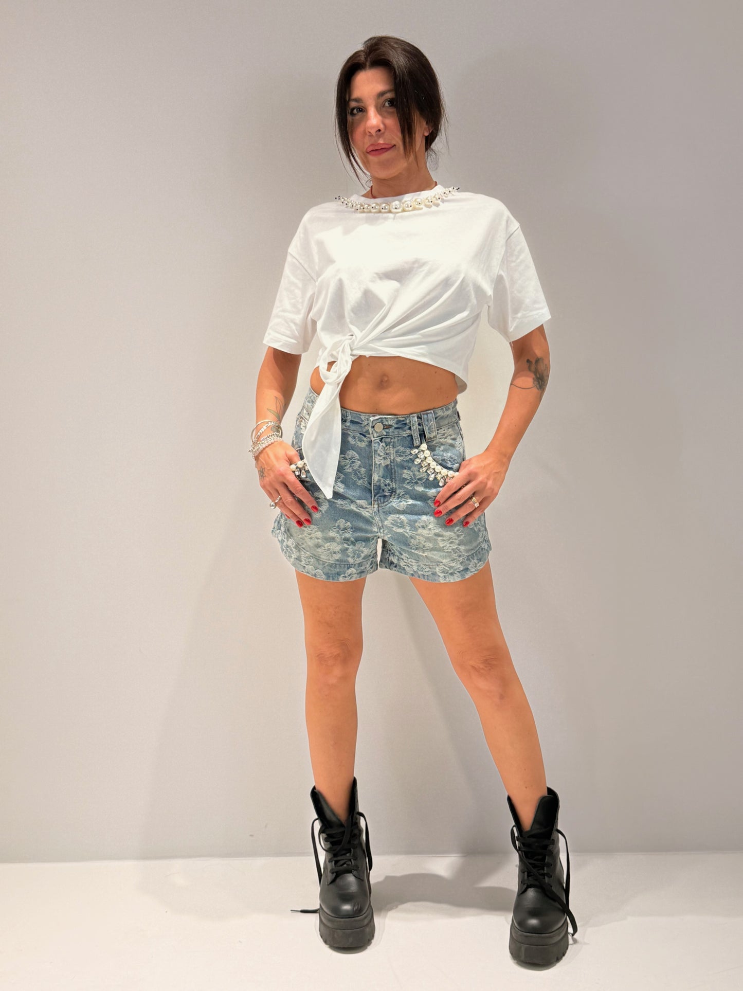 SHORTS PERLE E FIORI DENIM LAVAGGIO CHIARO